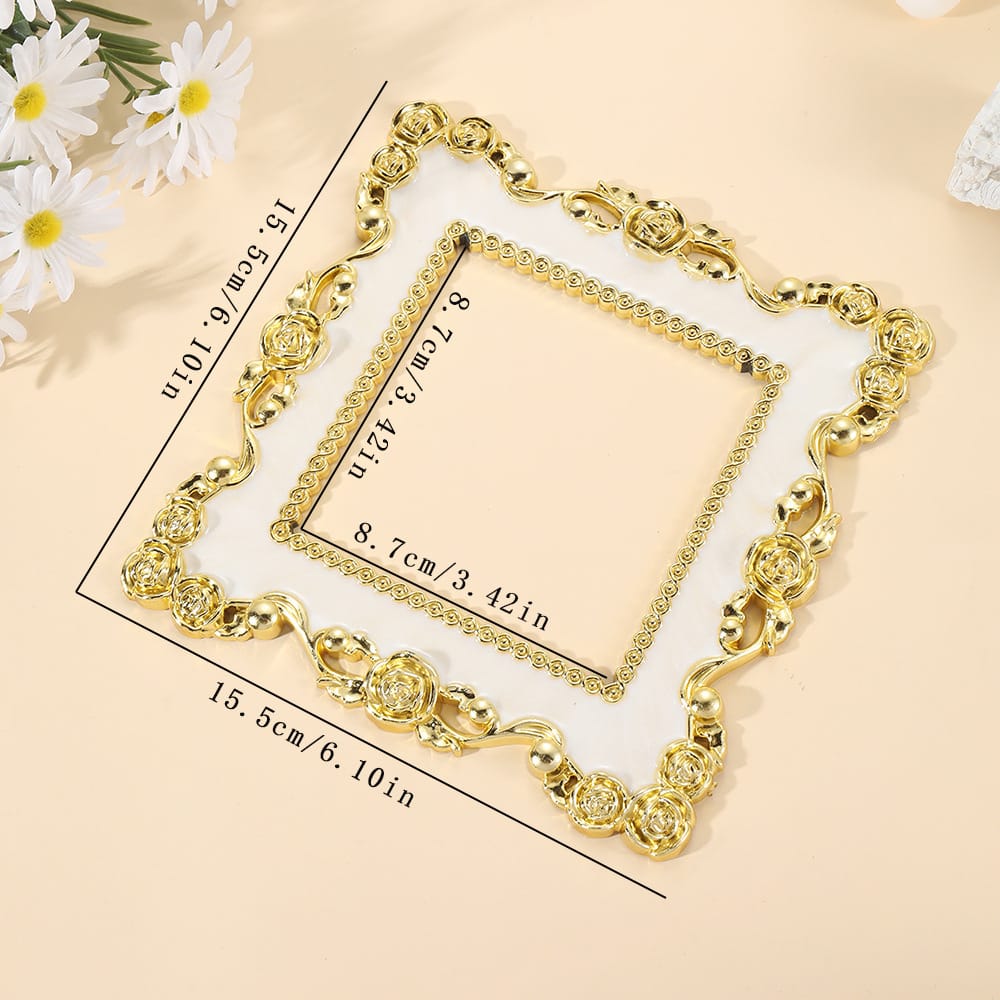 SET 1+1 GRATUIT — Ramă Decorativă Aurie pentru Prize si Intrerupatoare
